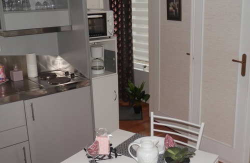 Bagnoles-de-l'Orne Apartment | Very nice studio for 2 people for spa guests in the Belle Epoque district