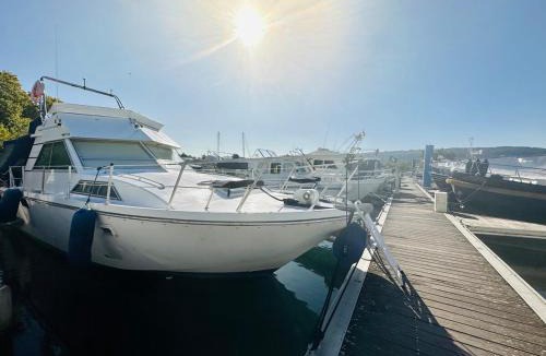 Valence Boat Rental | Vedette location à la nuitée sur l eau