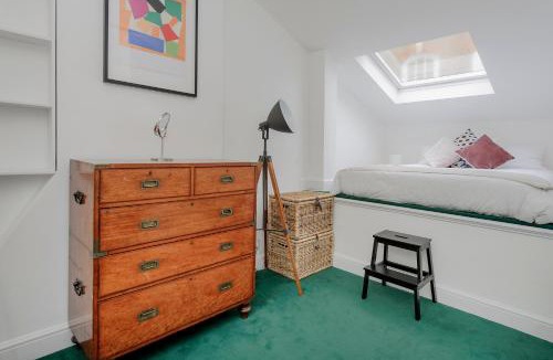 South Kensington House | Veeve - South Kensington Mews Hideaway