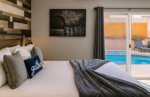Green Valley North House | Vegas 4BR w Heated Pool, Pool Table, Dog Friendly