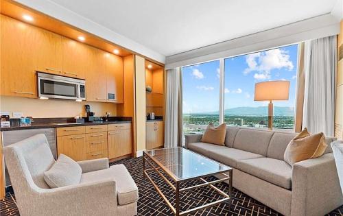 Las Vegas Apartment | Vegas Luxury Trump Tower Studio 2615