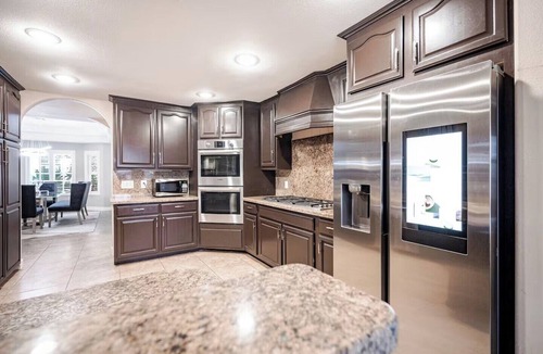 Spring Valley Villa | Vegas Mansion - Pool, Spa, Gym - 12 mins to Strip