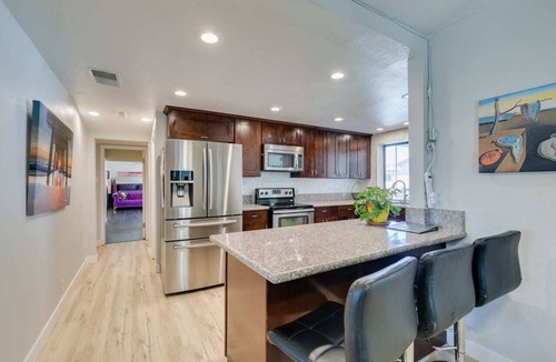 Rancho Oakey House | Vegas Oasis Summary: