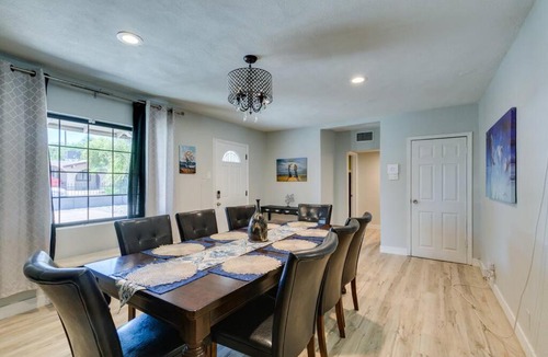 Rancho Oakey House | Vegas Oasis