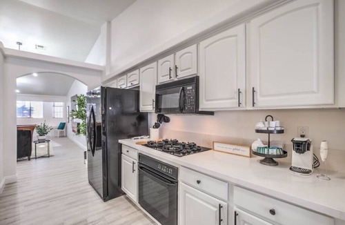 Mission Hills House | Vegas Vibes 18 mi to strip, 4 bdrm, Pool + Spa