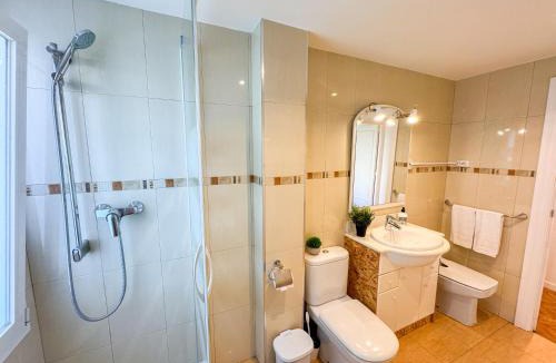 Barrio de la Encarnacion House | Velasco Urban Lodge - Turistea