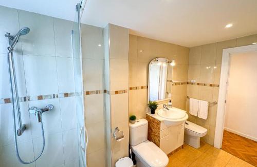 Barrio de la Encarnacion House | Velasco Urban Lodge - Turistea