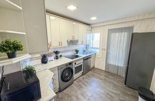 Barrio de la Encarnacion House | Velasco Urban Lodge - Turistea