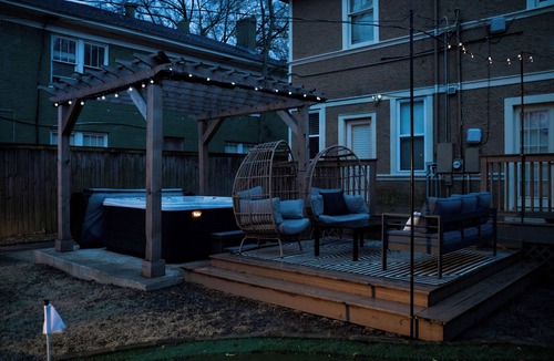 Evergreen House | Velvet Moon Villa/Hot Tub/Game Room/Putting