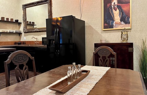 Okemah Hotel | Velvet Woody