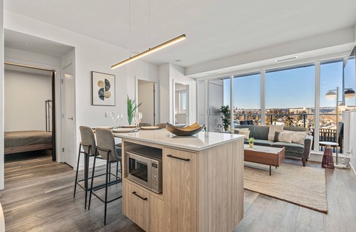 Hillhurst Condo | Velvety Views 2BR Across from Grocery