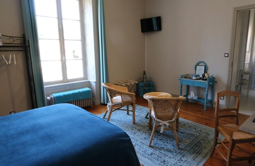 Mouchamps Bed & Breakfast | VENDEENNE room - LE PETIT CHATEAU DES CEDRES