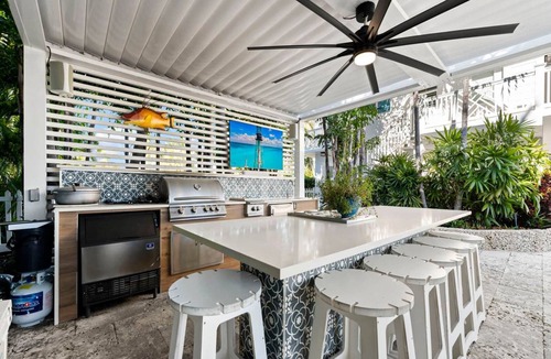 Venetian Shores House | Venetian Shores Waterfront with Ocean Access, Pool