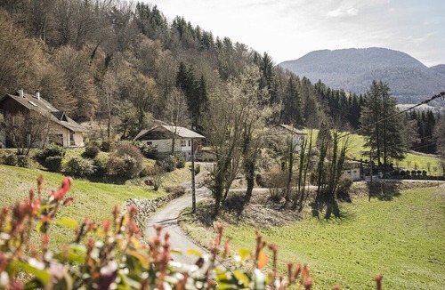 Naves-Parmelan Ski Chalet | Venez Chez Vous Le Cocon du Parmelan