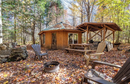 Orford Ski Chalet | Venez Vous Reposer Dans Notre Charmant Écorefuge Situé en Pleine Forêt