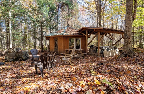 Orford Ski Chalet | Venez Vous Reposer Dans Notre Charmant Écorefuge Situé en Pleine Forêt