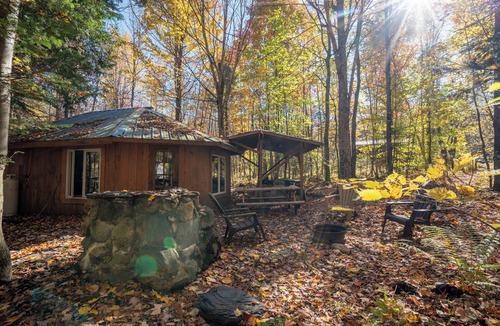 Orford Ski Chalet | Venez Vous Reposer Dans Notre Charmant Écorefuge Situé en Pleine Forêt