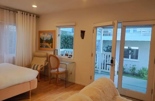 Venice Canals Apartment | Venice Canals & Beach Guest House