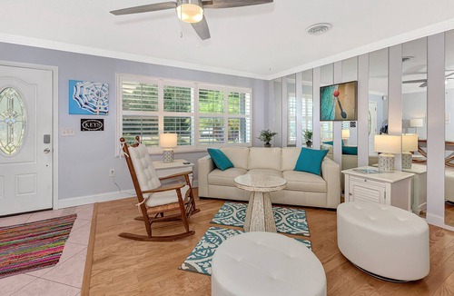 South Venice House | Venice Vacation Retreat