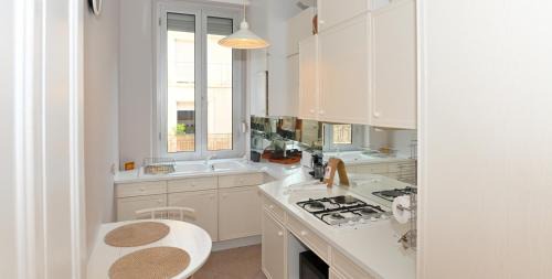 Moliere - Edgard Quinet Apartment | Venise