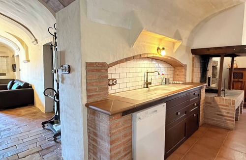 Ventallo Apartment | Ventalló/L'Escala. WiFi. Rooftop w/stunning views