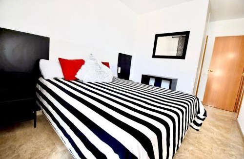 Salou City Centre Apartment | Ventura Park A-5