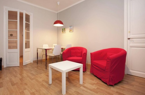 Sants-Badal Apartment | Ventura Plaja Camp Nou 2