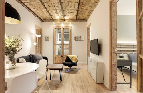 Sants-Badal Apartment | Ventura Plaja Camp Nou 1