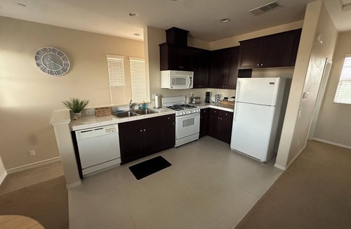 Ventura Apartment | Ventura studio, clean and convenient