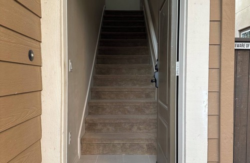 Ventura Apartment | Ventura studio, clean and convenient