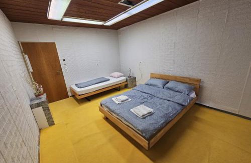 Old Town Hotel | Venus - Cozy Private Room - Chur Old Town