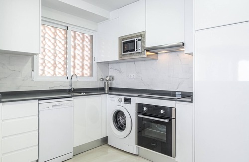 Benidorm Apartment | Veracruz 8-A Deluxe Apartment Levante Beach