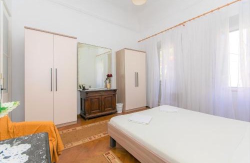 Pile House | Veranda Rooms