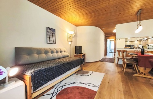 Davos-Dorf Apartment | Verbena by Interhome