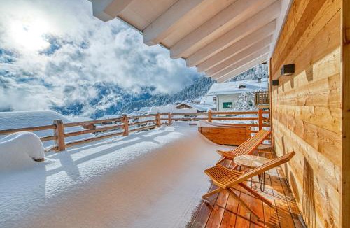 Levron Ski Chalet | Verbier Village Levron 3br chalet large terrace facing south