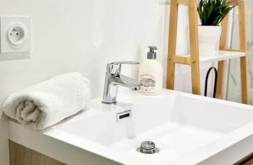 Faubourg Saint-Jacques Apartment | Verdésia, Studio en plein cœur de Valence
