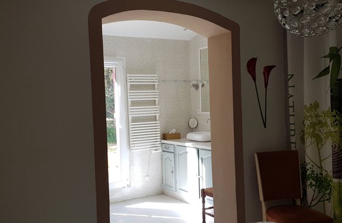 Fayence Bed & Breakfast | Vergé view suite with heated pool