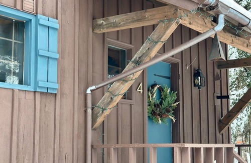 West Dover Ski Chalet | Vermont chalet near beautiful Mount Snow and the quaint town of Wilmington