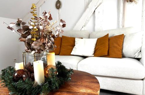 Verneuil-sur-Avre Apartment | Verneuil sur Avre - Romantic room