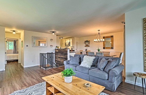 Vernon Condo | Vernon Condo w/Deck, Near Appalachian Trail!