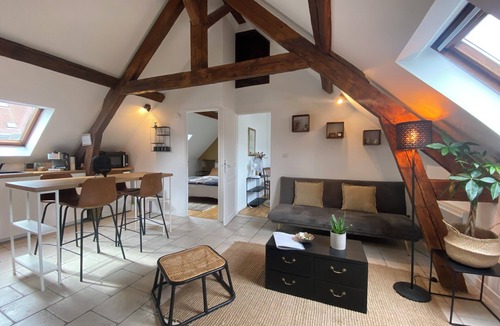 Vernon Apartment | Vernon/Giverny town center apartment