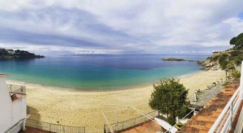 Almadraba-Canyelles Apartment | Verones 1a