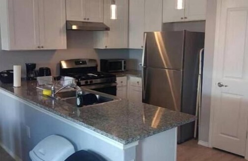 Camelot House | Veronica's Lodging