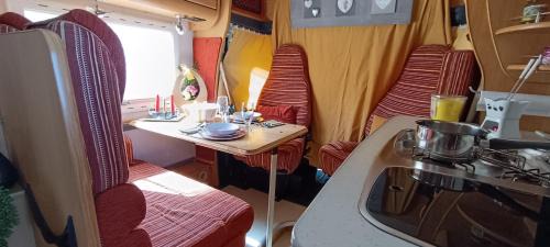 Bagneux Apartment | Verrecheznous-campingcar