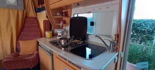 Bagneux Apartment | Verrecheznous-campingcar