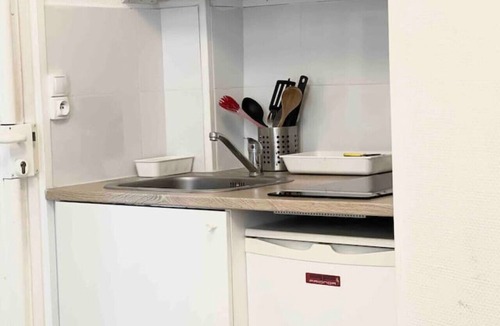 Notre-Dame Apartment | Versailles: 2 steps from the château