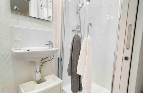 Notre-Dame Apartment | Versailles: 2 steps from the château