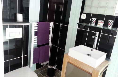 Ville-d'Avray Bed & Breakfast | VERSAILLES au Calme