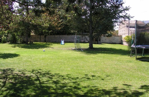 Duil-sur-le-Mignon House | Verseau Les Constellations