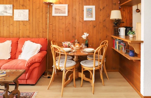 Verbier Apartment | Vert Pré 3 by Interhome